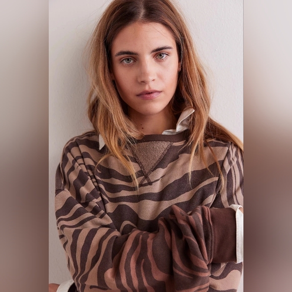 Free People Tops - Free People Classic Printed Crewneck